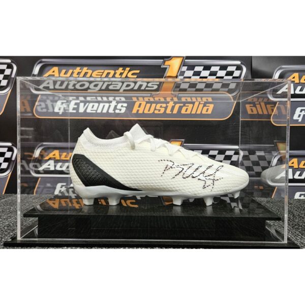 Collingwood Bobby Hill Signed Boot