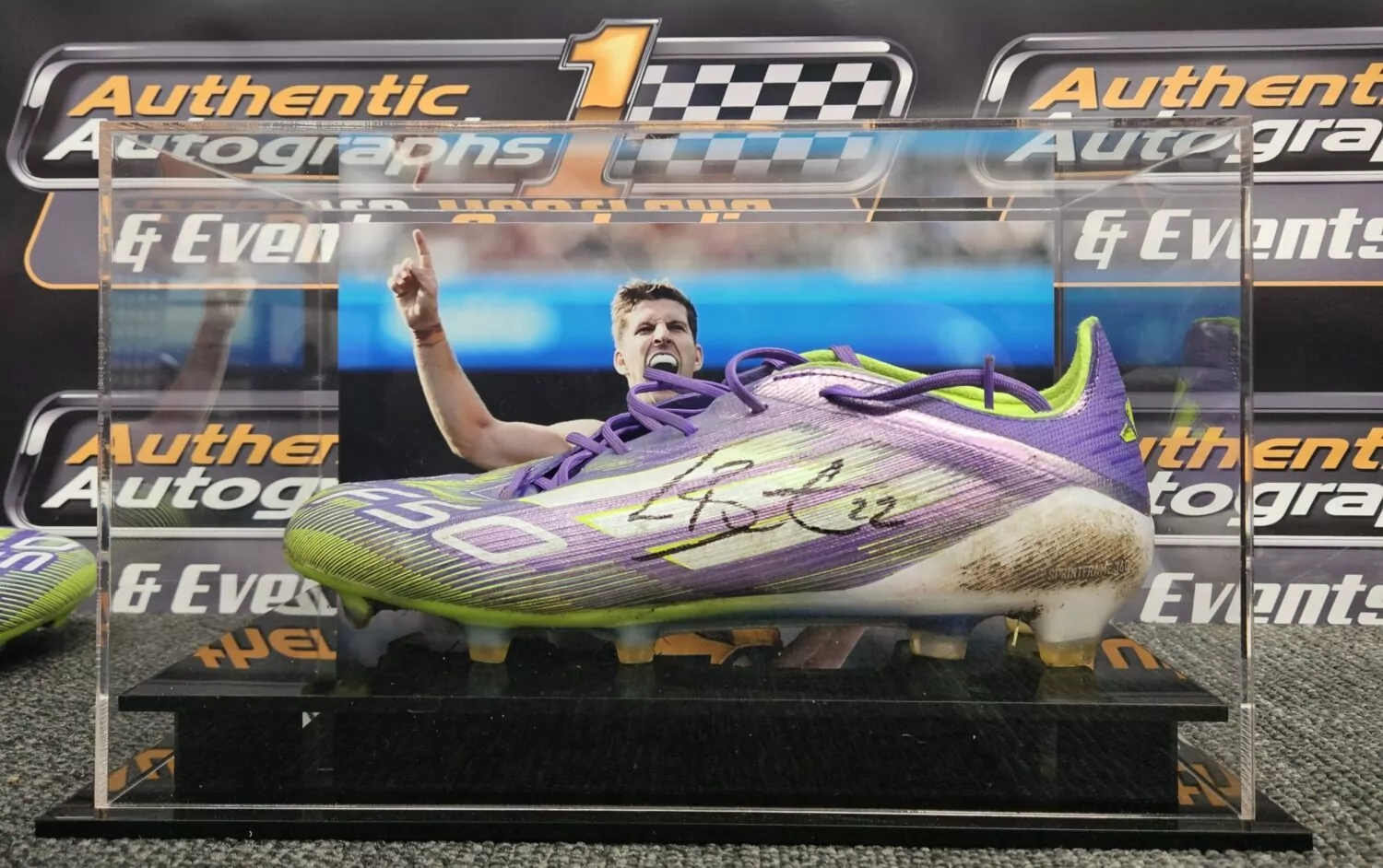 Hawthorn Luke Breust Signed & Match Worn Boot